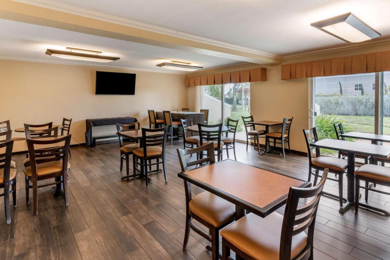 Best Western Plus Garden Court Inn Fremont Exterior photo